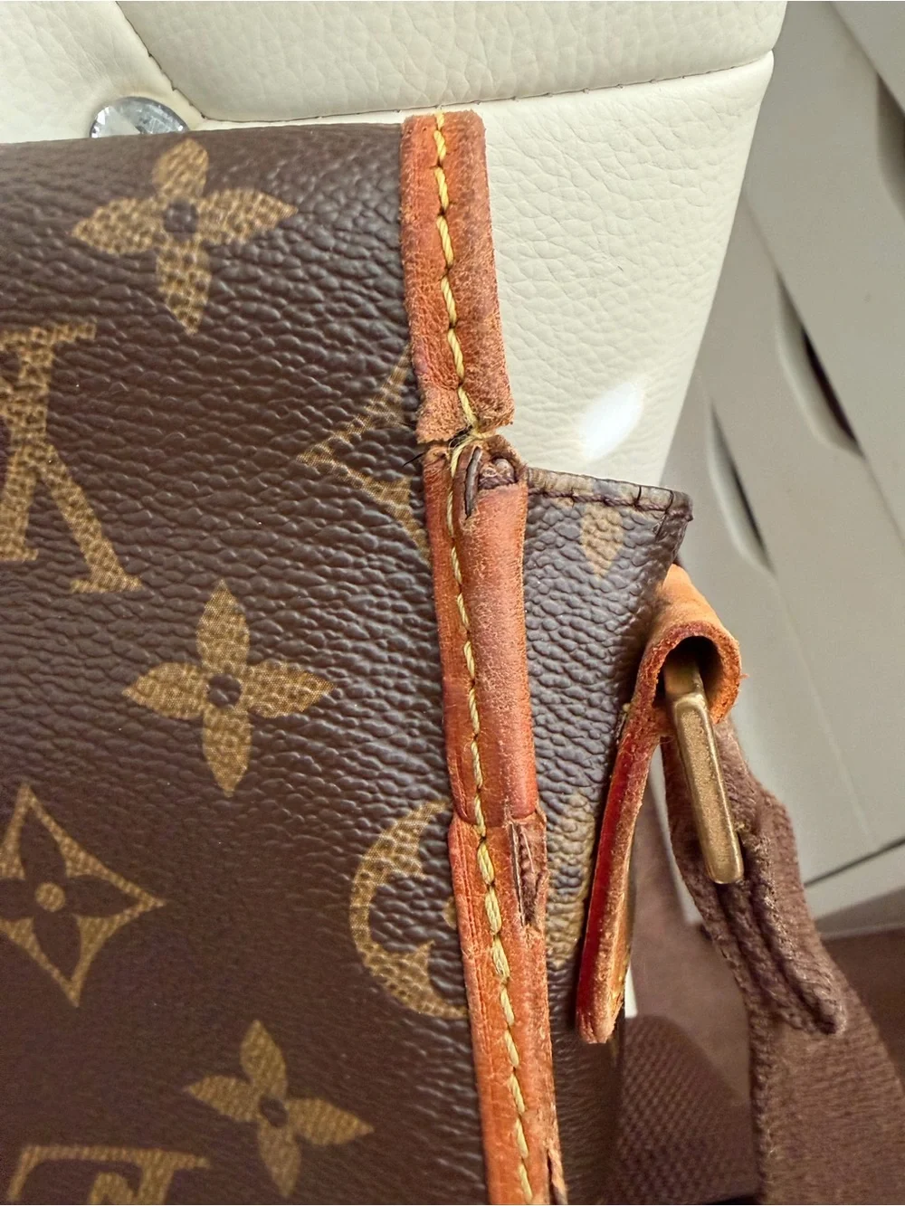 Vintage Louis Vuitton monogram bosphore messenger bag